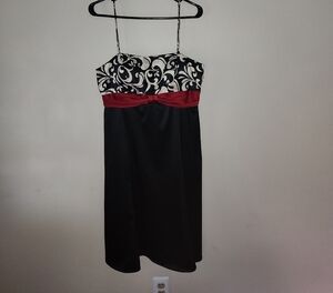 Dress Barn Black and White Strapless Dress with Red Accent